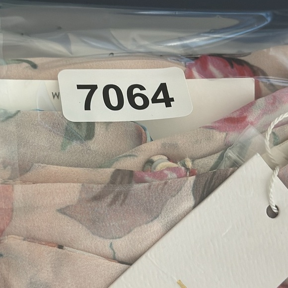 Yumi Kim Tie Me Over Full of Love Blush Mini Dress Women's M Pink Floral NWT - Picture 16 of 16